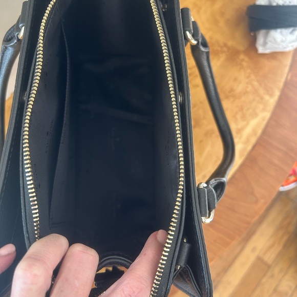 Kate Spade Black bag/ cross strap - Picture 3 of 8